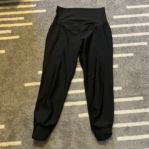 Old navy maternity high waisted powersoft 7/8 jogger pants